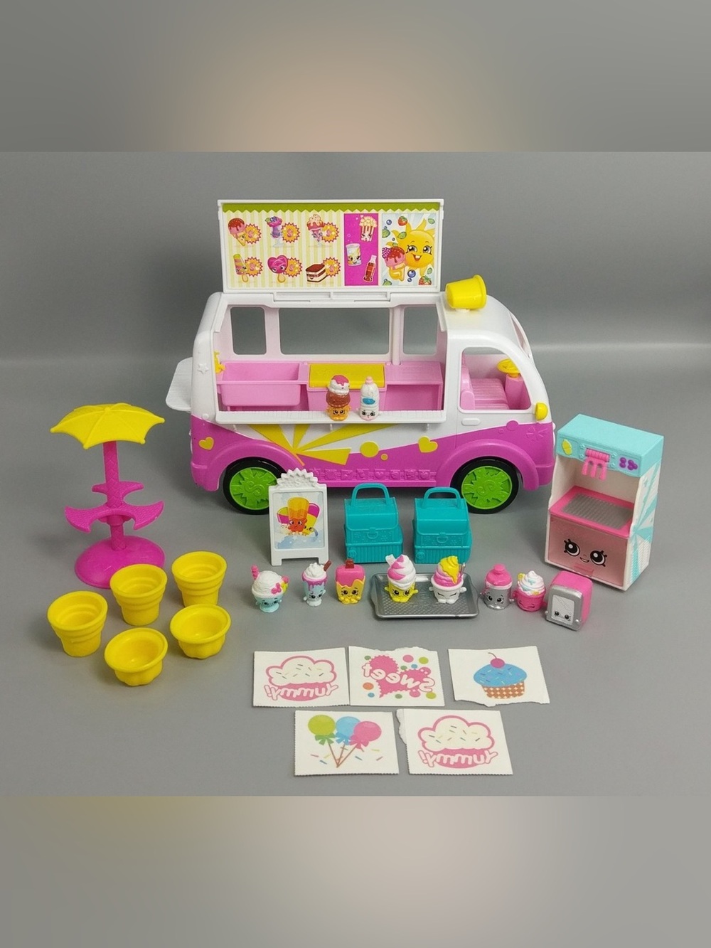Shopkins Season 3 Scoops Ice Cream Truck With Accessories
